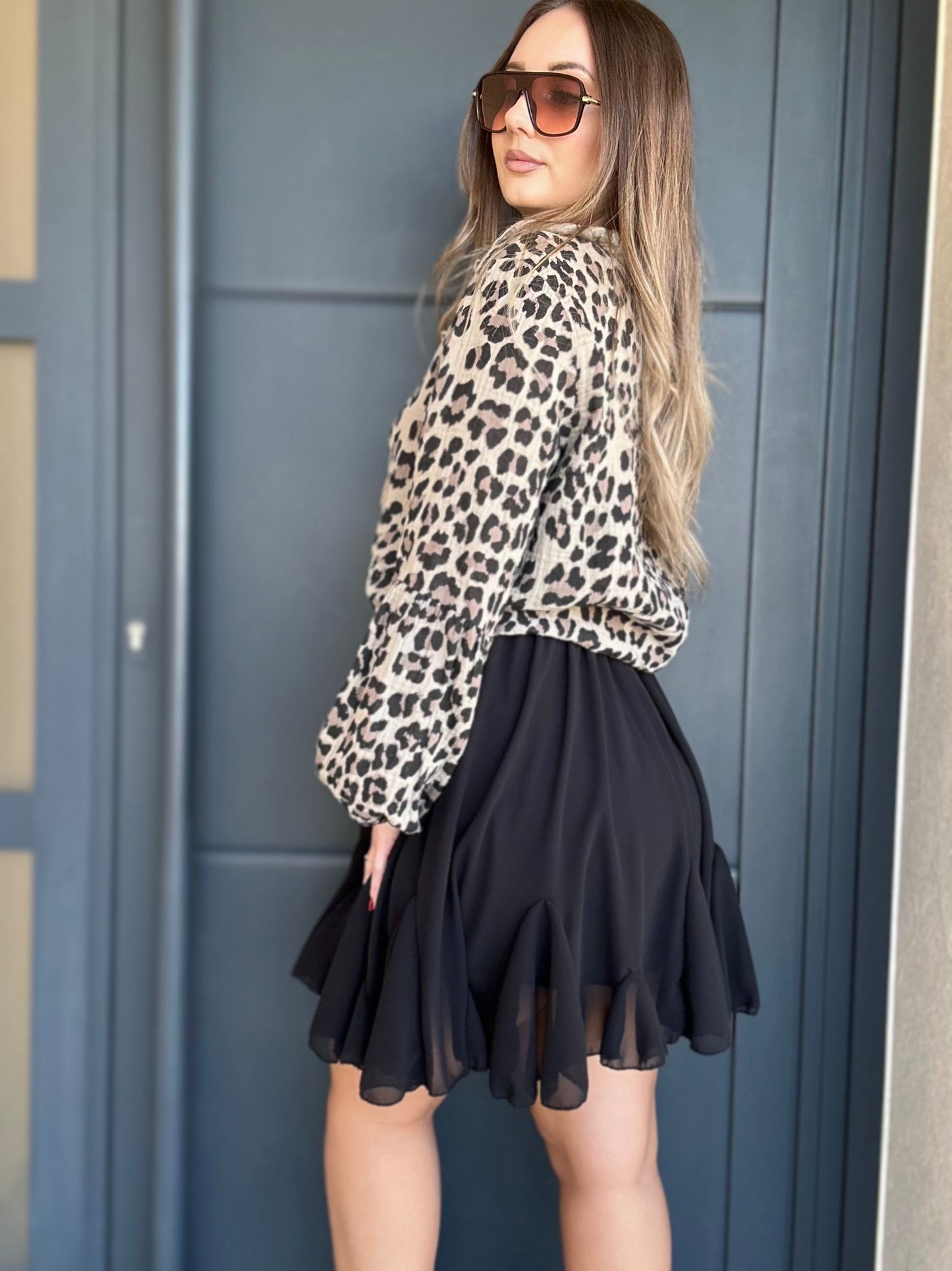 Petite jupe noire à volants JULIE ✨