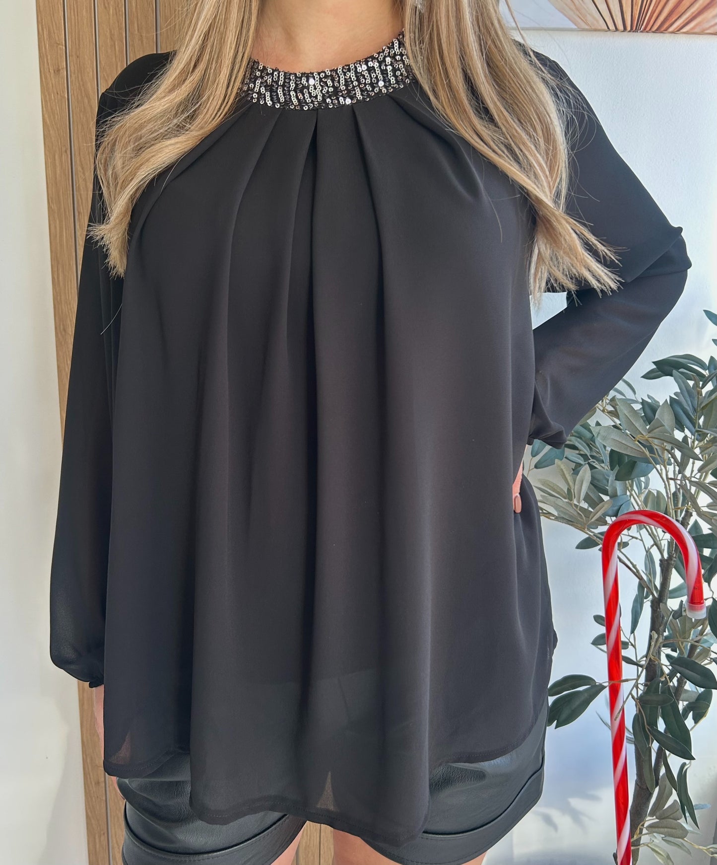 Blouse col à sequins NELL✨